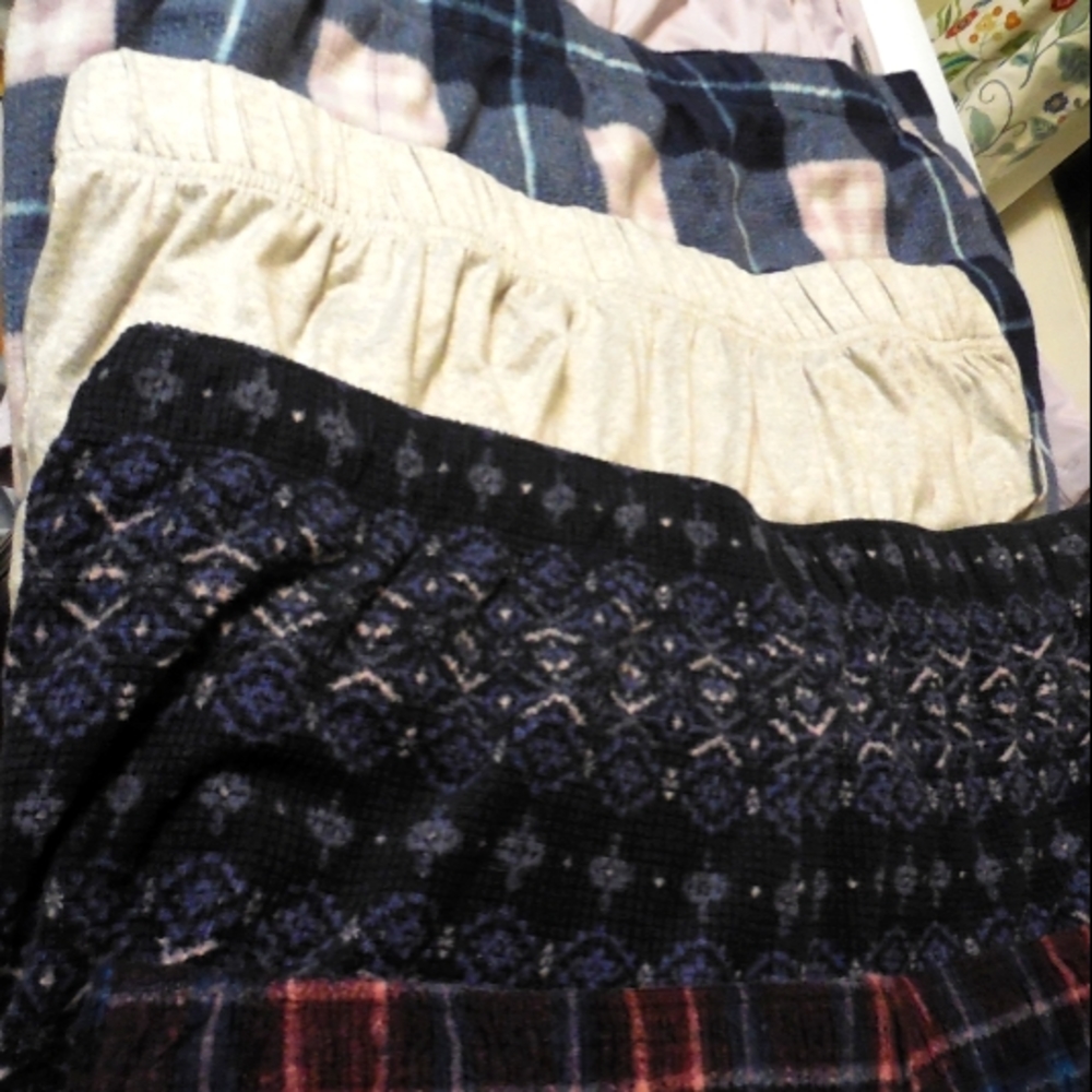2 for $25, Lot of 5 Eddie Bauer pajam shorts